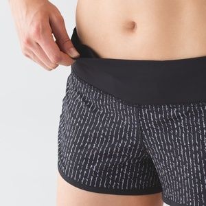 Lululemon Black Speed Up Shorts Size 2